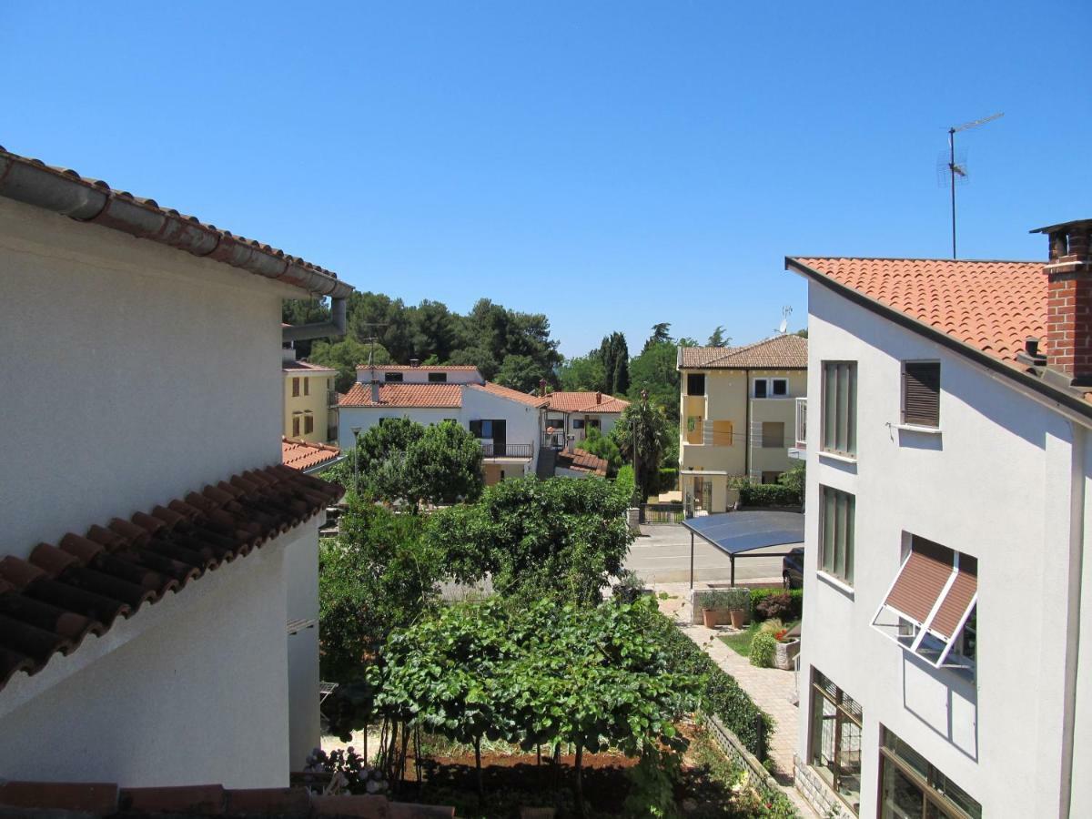 Vintage Rooms & Apartments Porec Exterior photo